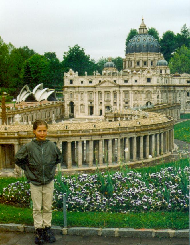 Der Petersdom im Minimundus in Klagenfurt (19.05.2002 / WF)